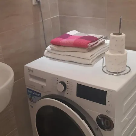 Private Swimming Pool Sweet Dreams *